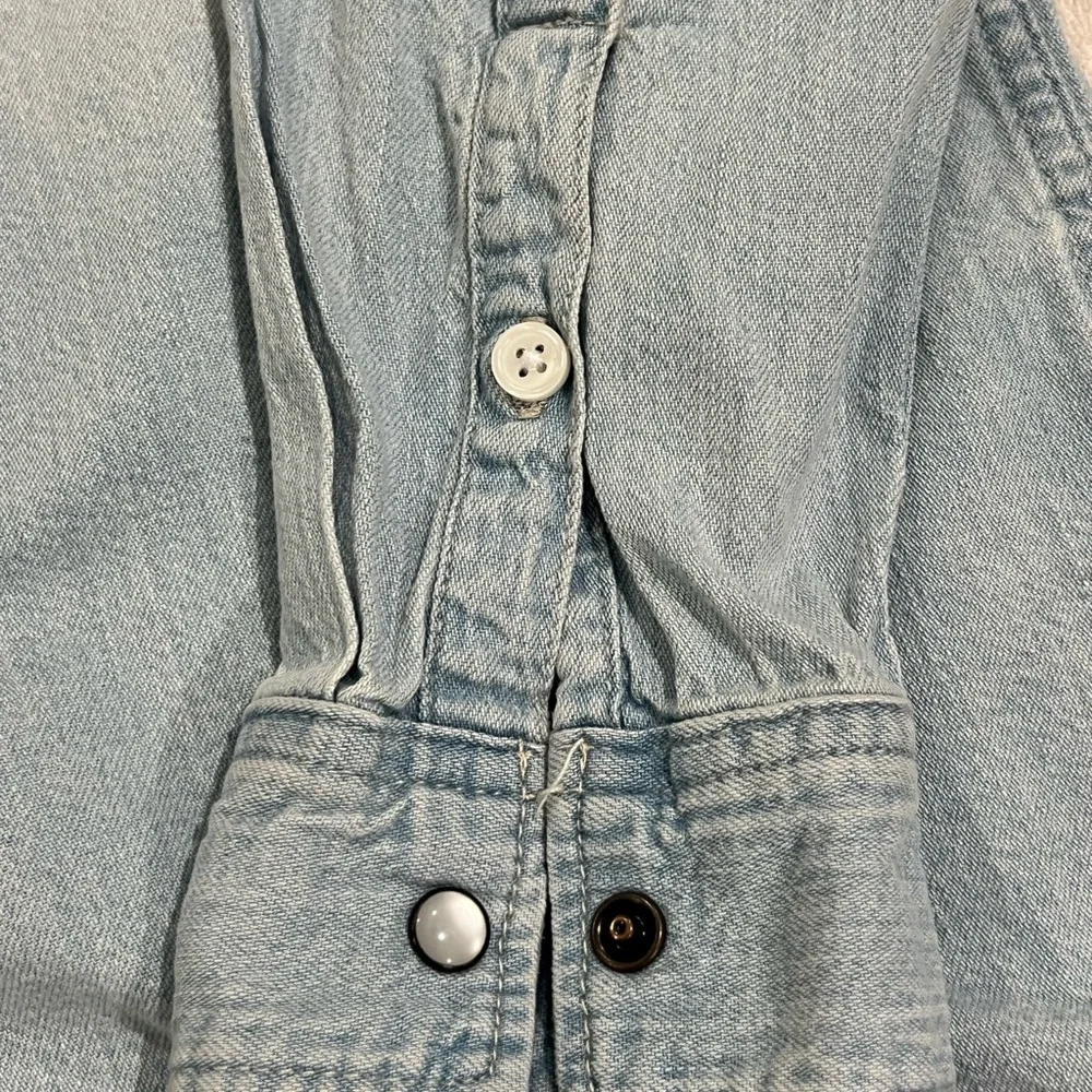 H&M Men's Light Blue Denim Shirt - Picture 2 of 7